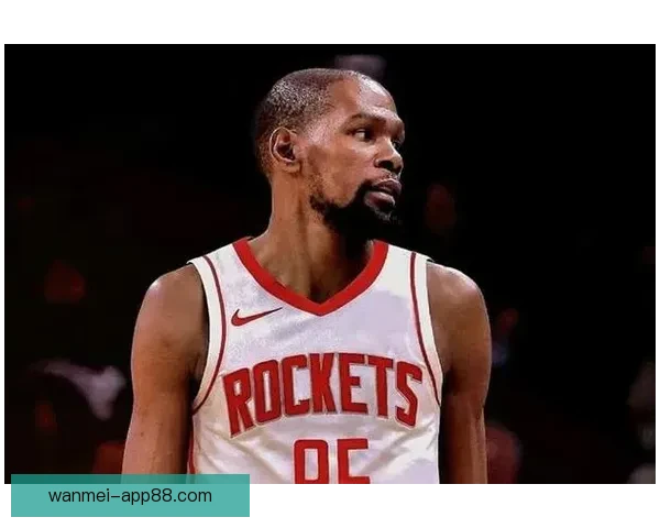 杜兰特末节与队友畅聊大笑轻松终结老鹰11连胜贡献25分6篮板