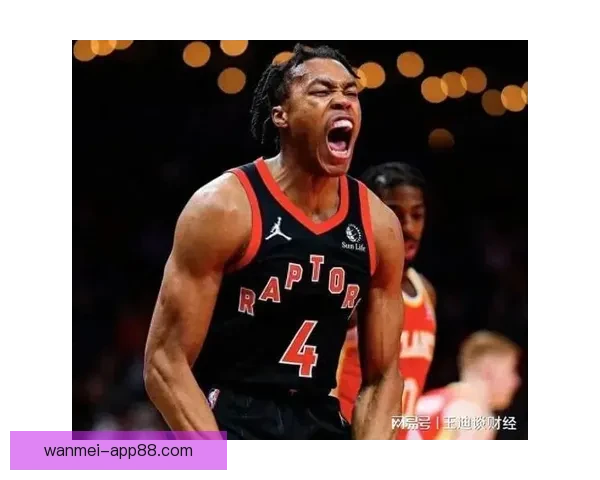 富尔茨迎来猛龙生涯首秀 接巴恩斯精准助攻轻松命中首球